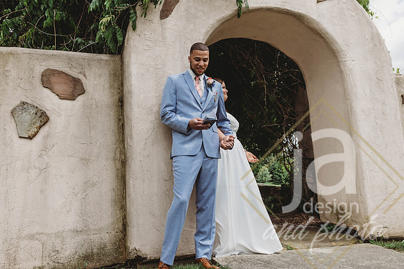 JohnsonWedding_FirstTouch@jadesignandphotollc58