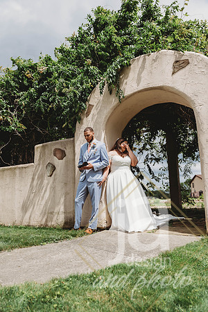 JohnsonWedding_FirstTouch@jadesignandphotollc56