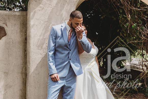 JohnsonWedding_FirstTouch@jadesignandphotollc68