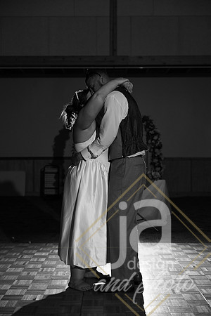 JohnsonWedding_LastDance@jadesignandphotollc7