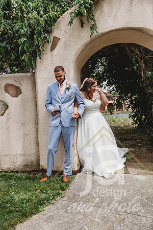 JohnsonWedding_FirstTouch@jadesignandphotollc61